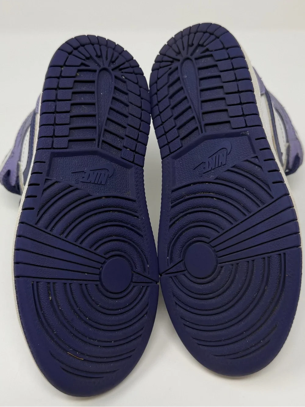 Nike Jordan 1 Kids' Purple and White High-Top Sneakers Sz.11c